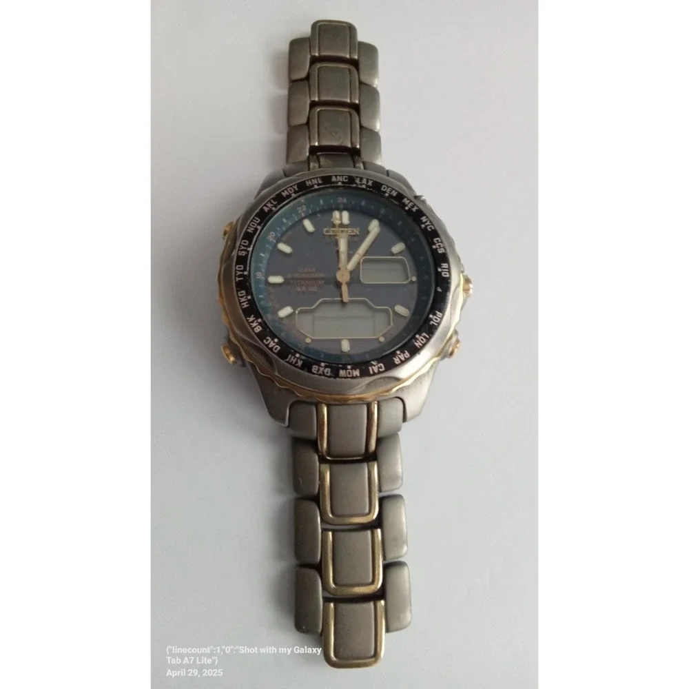 Citizen Alarm Chronograph‎ Titanium WR100 World Time Watch